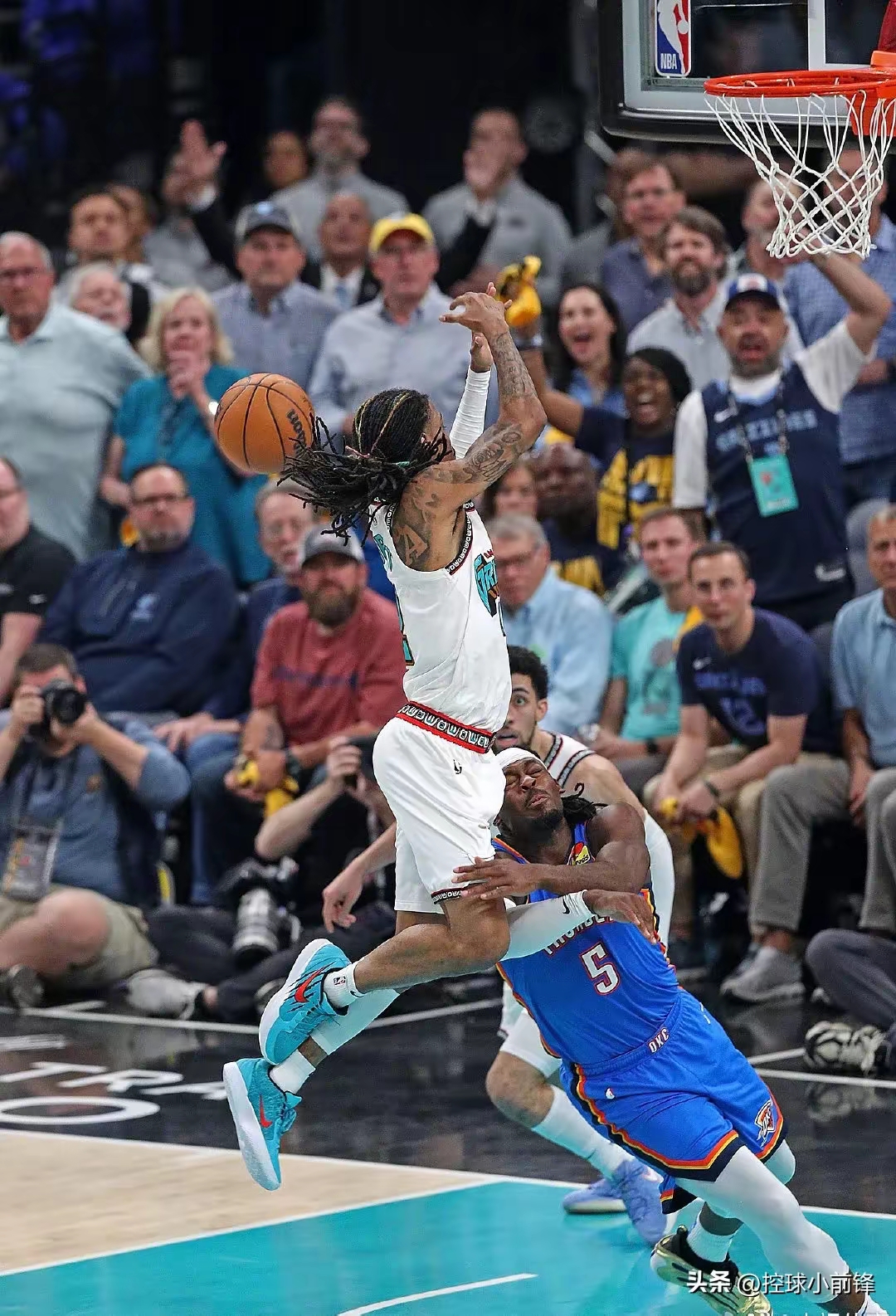 加时末段突围战来临，克里夫兰骑士围绕中超篮板制胜，引发热议，球队文化再被提及的简单介绍