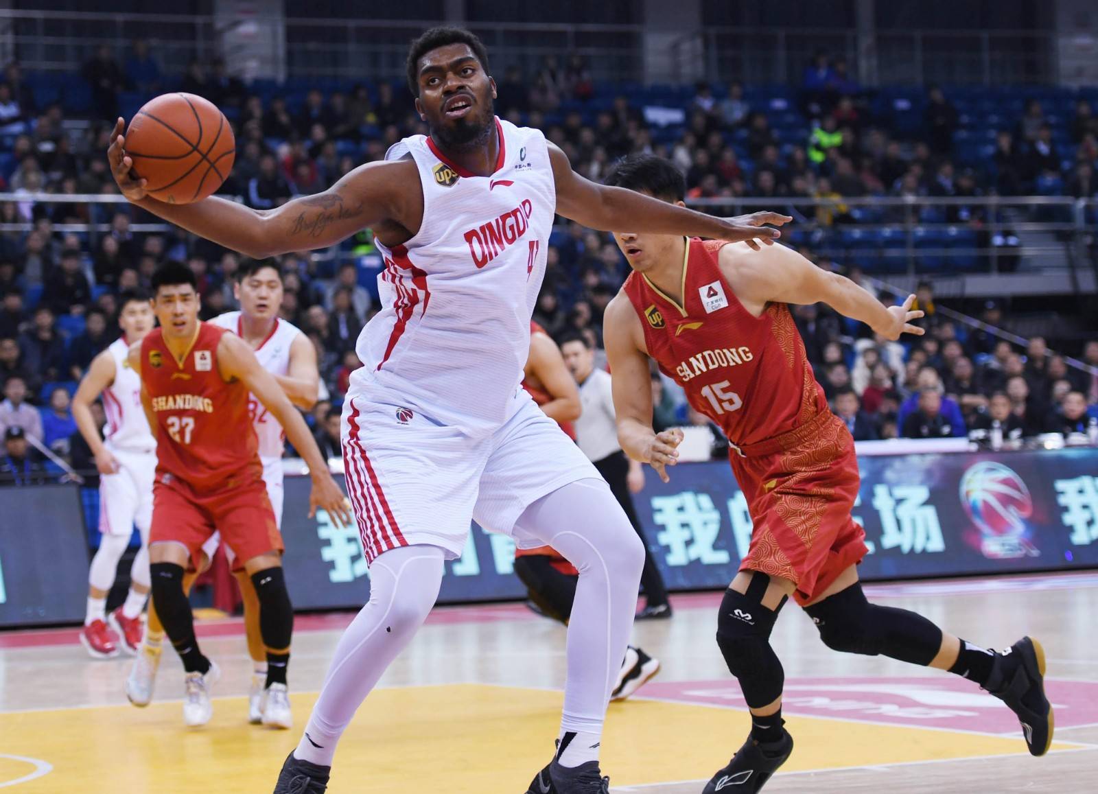 9games-赛地聚焦：法国杯赛后热度飙升；曼联豪取连胜；气氛紧张；身体对抗强度拉满的简单介绍-9games