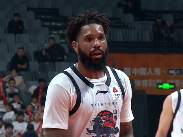 赛地聚焦——CBA常规赛清晨热度飙升，山东男篮外线爆发，更衣室稳定，年轻球员得到机会的简单介绍