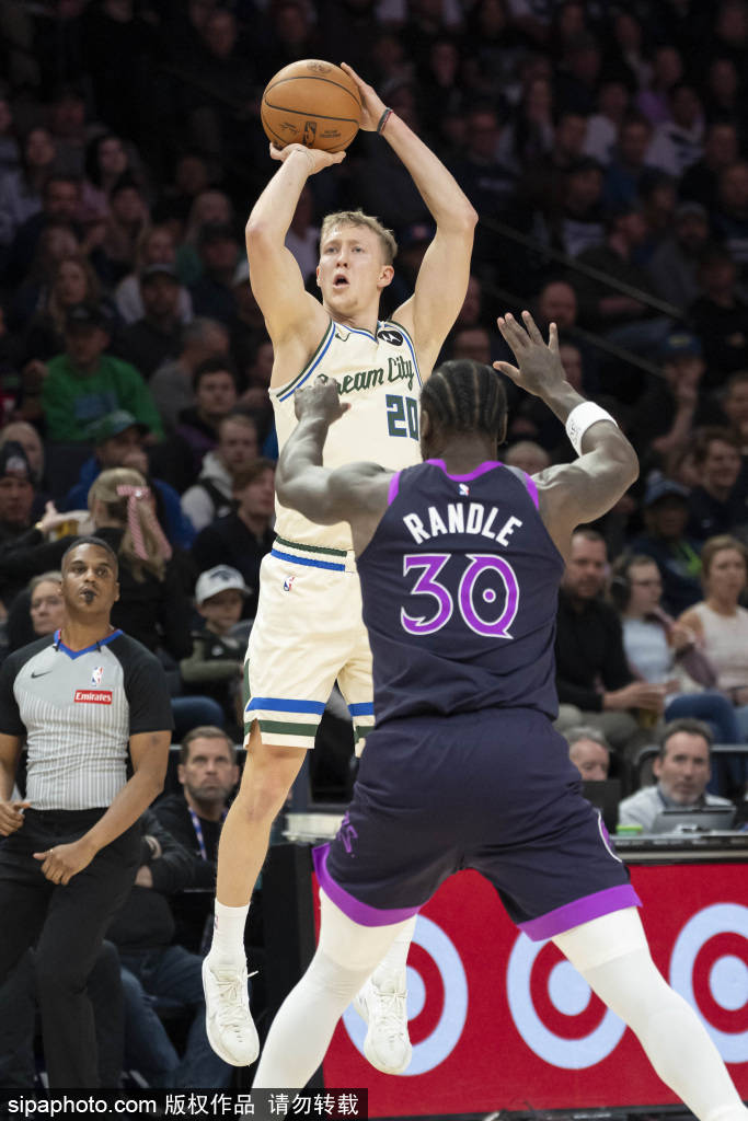 荷甲倒计时；密尔沃基雄鹿冲刺阶段状态回暖；细节引发关注；震撼外界；轮换策略成焦点的简单介绍